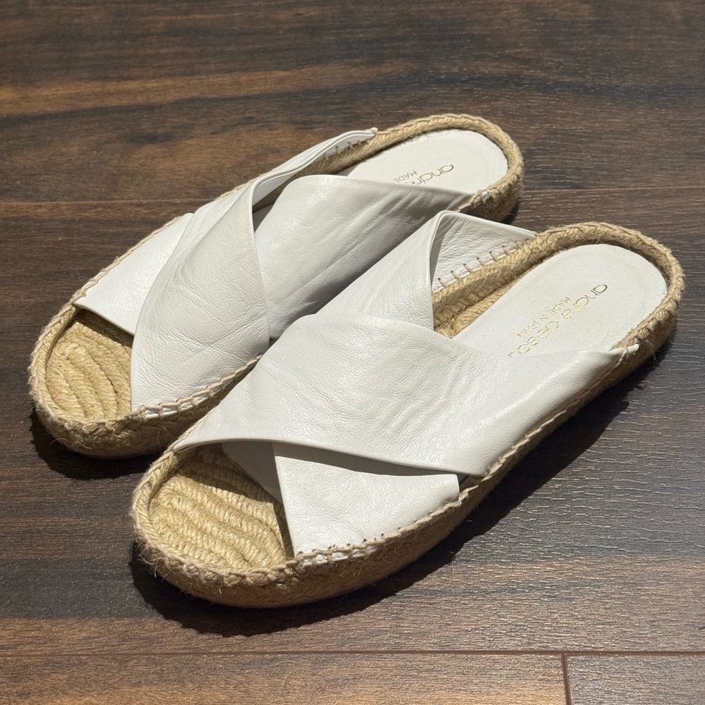 Andre Assous White Leather Crossband Espadrille Slide Sandals